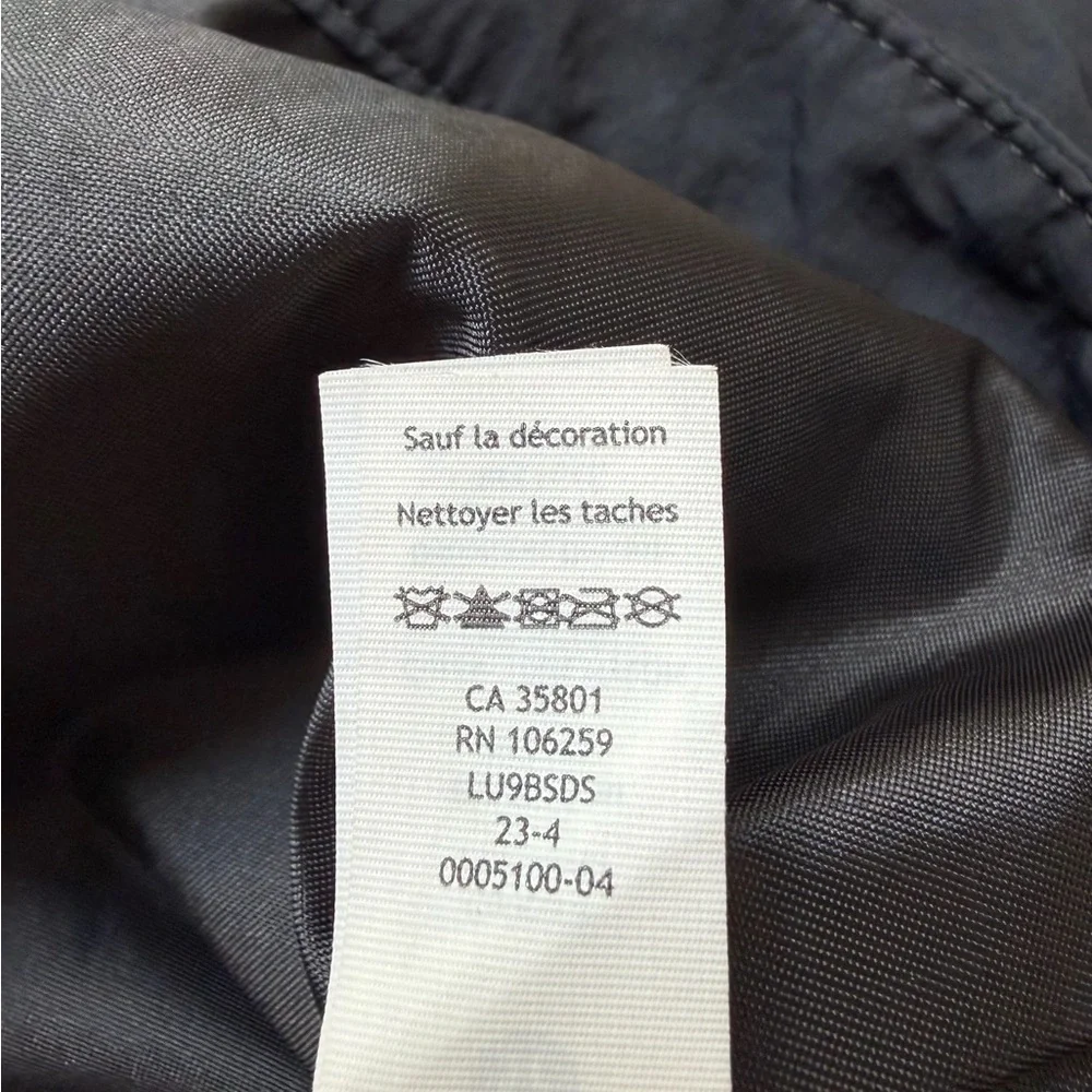 Lululemon Daily Multi-Pocket Tote 20L - Picture 5 of 6